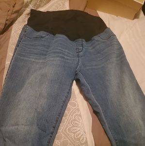 Size 12 Ingrid & Isabel jeans